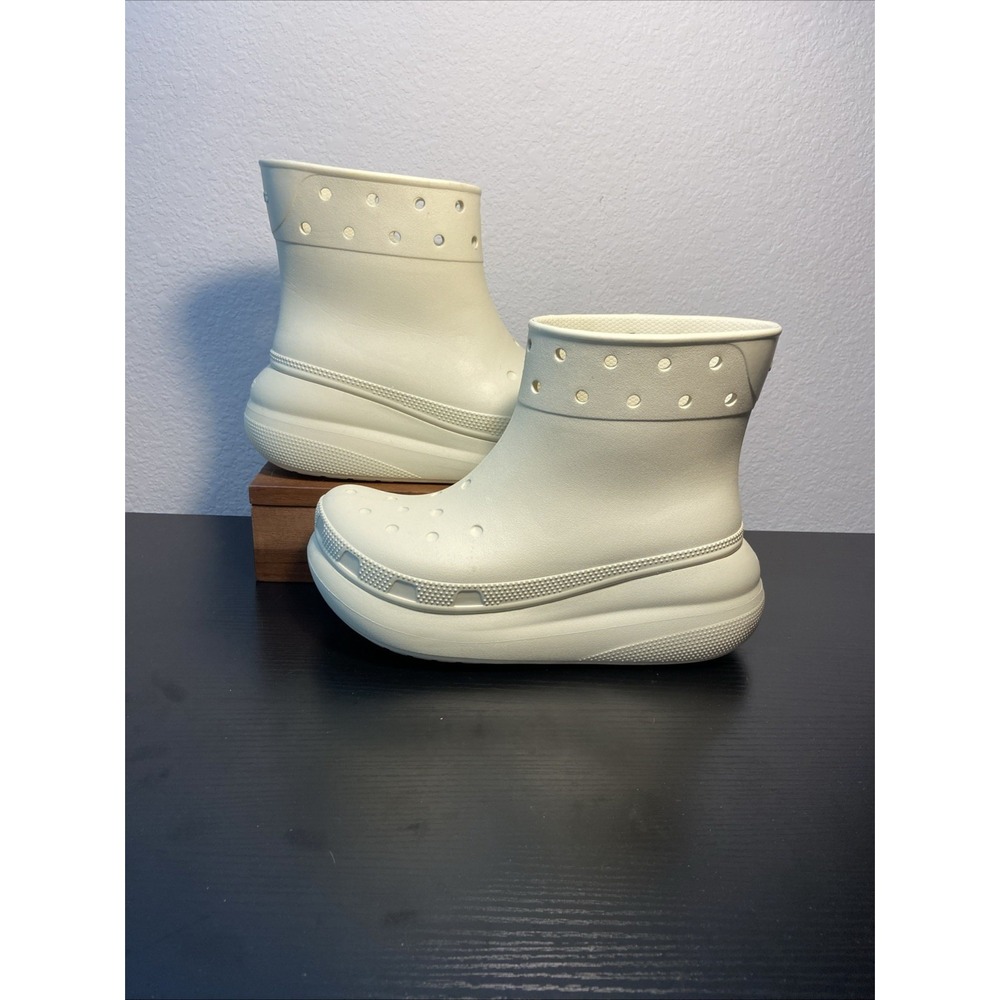 Crocs Classic Crush Rain Boots Boot Bone Waterproof Size Women's 11/Men's 9 READ